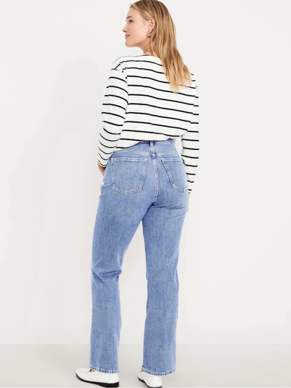 Old Navy Medium Wash Extra High-Rise Straight Leg Jeans